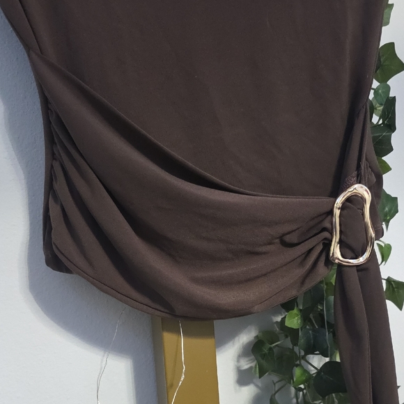 Fashion Nova Chocolate Short Sleeve Top - Picture 4 of 5